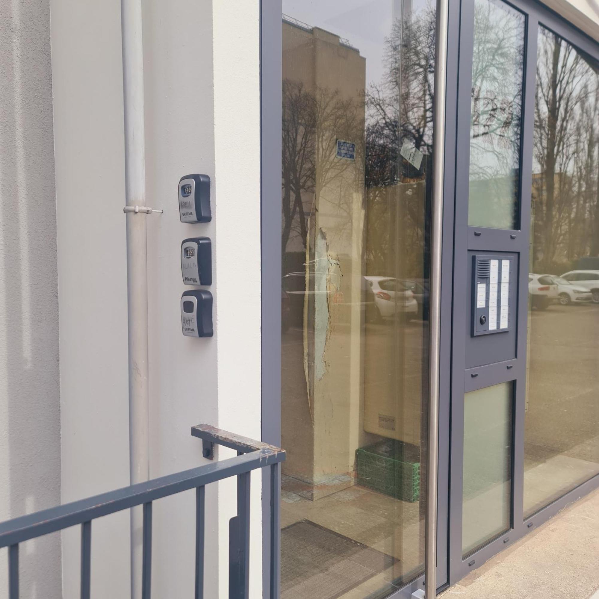סאן לואיס Studio Kaan Avec Terasse 5Mn Basel Airport מראה חיצוני תמונה